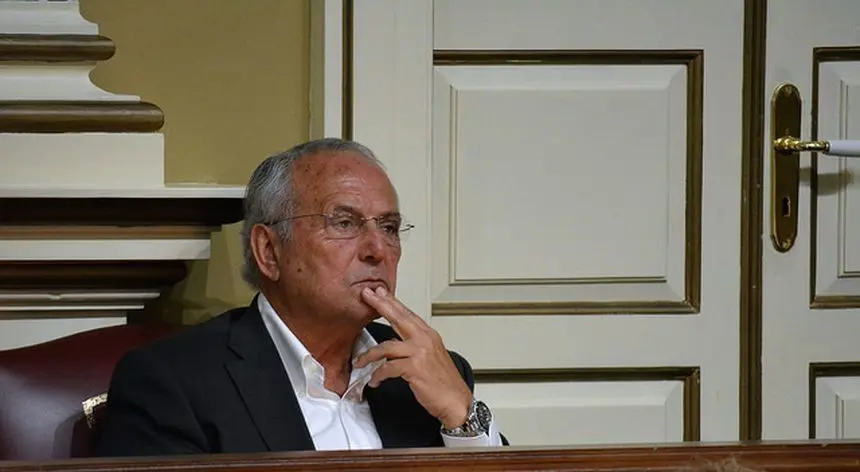 Juan Manuel García Ramos en el Parlamento de Canarias.