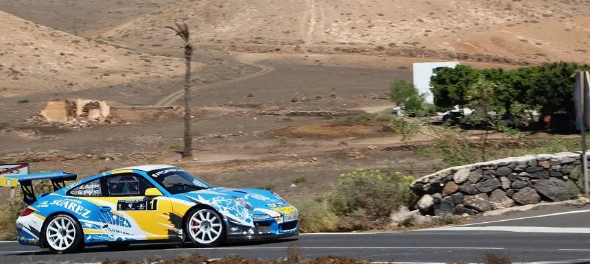 Imagen de archivo de un coche participando en el RallySprint Yaiza.