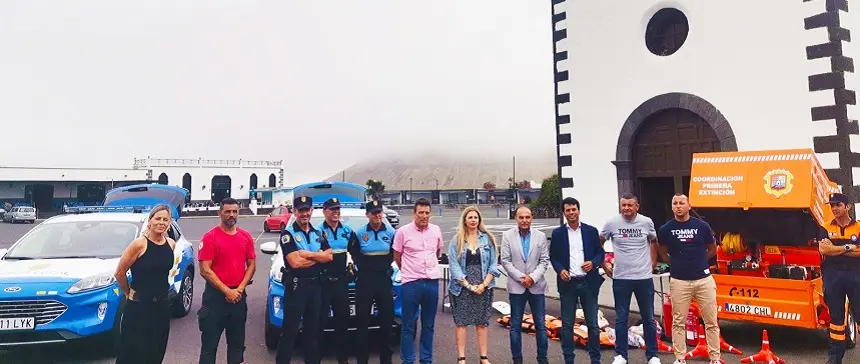 Imagen de la presentación de los nuevos vehículos de la Policía Local y la Guardia Civil.