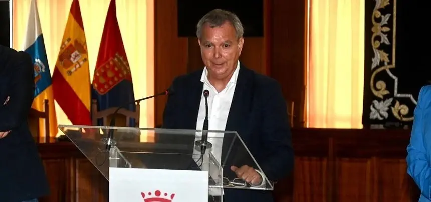 Sebastián Franquis durante una de sus visitas al Cabildo de Lanzarote.