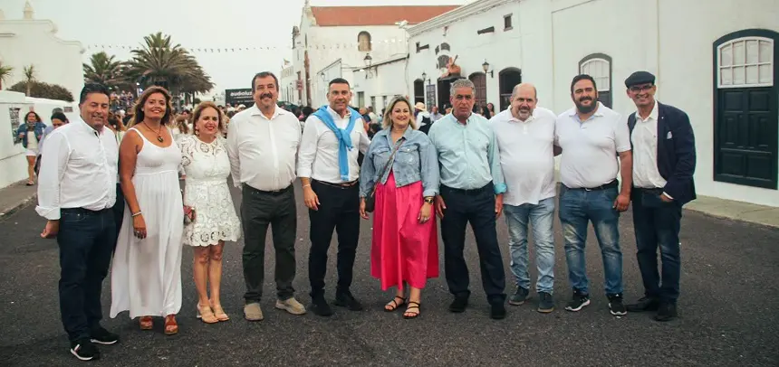 Imagen del grupo de gobierno en la noche en blanca 2022.