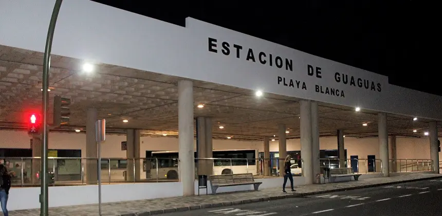 Imaginación de la estación de Guaguas de Playa Blanca.