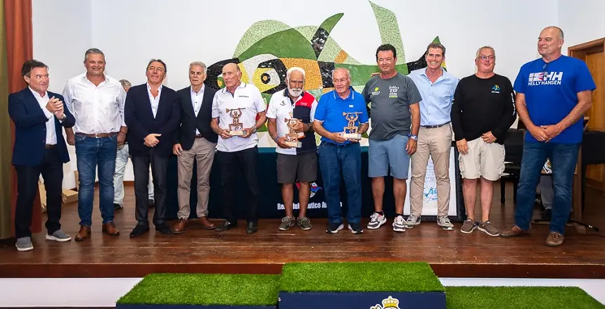 Imagen de la entrega de premios de XI Trofeo César Manrique – RCNA – Calero Marinas.