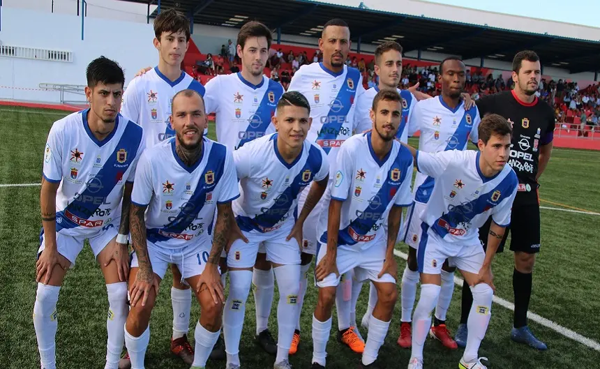 Imagen del once inicial de la UD Lanzarote en el Torneo de San Bartolomé.