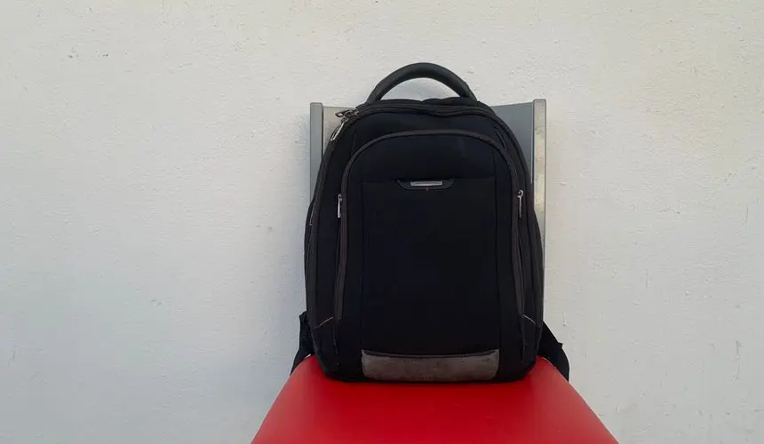 Imagen de la mochila de Pedro San Ginés que fue objeto de una nueva polémica en el juzgado.