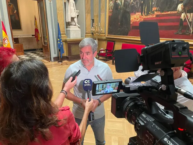 Fernando Clavijo en una rueda de prensa.