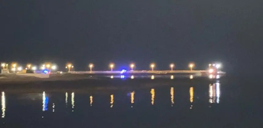 Imagen de archivo de la llegada de madrugada de otra patera a Lanzarote.