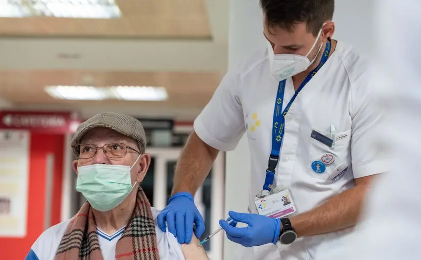 Vacunación con las nuevas vacunas contra la covid-19