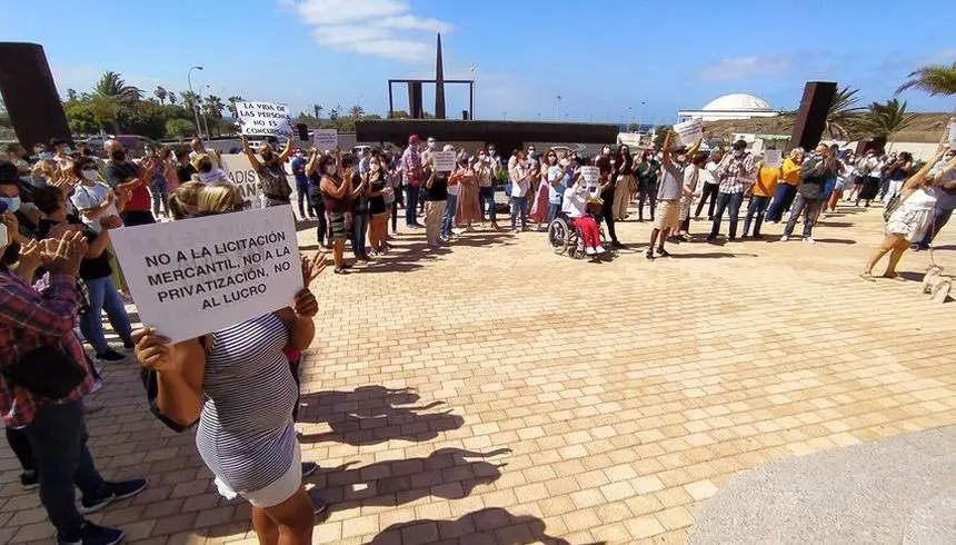 Imagen de una concentración anterior en defensa de la situación de Adislan y otras ongs