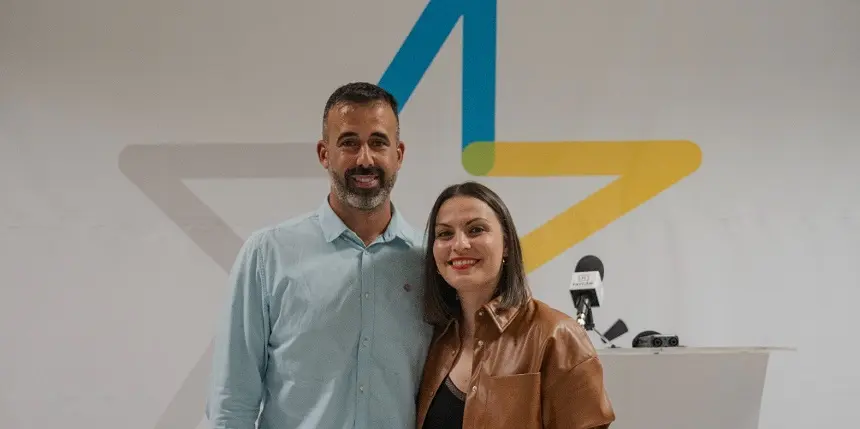 Emilio Machín con Migdalia Machín este jueves después de su elección en Yaiza.