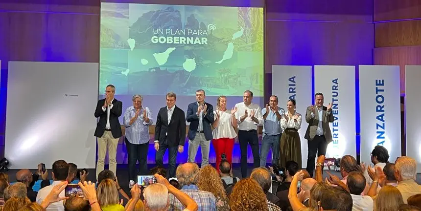 Imagen de la clausura del acto en Gran Canaria