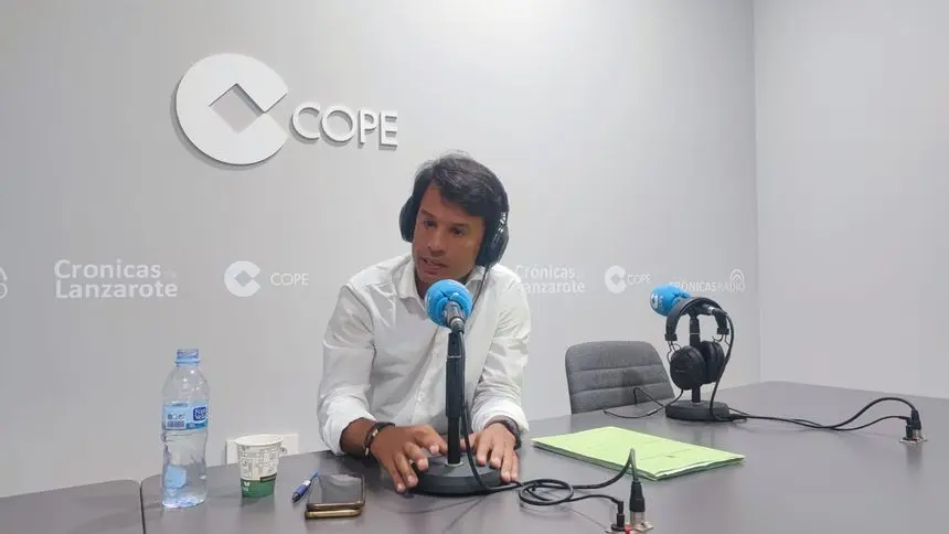 Marcos Bergaz, portavoz del PSOE en Teguise, en Crónicas Radio.