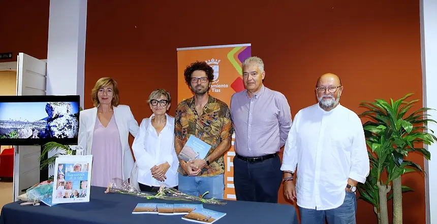 Imagen de la presentación de la obra Los secretos de la vida.