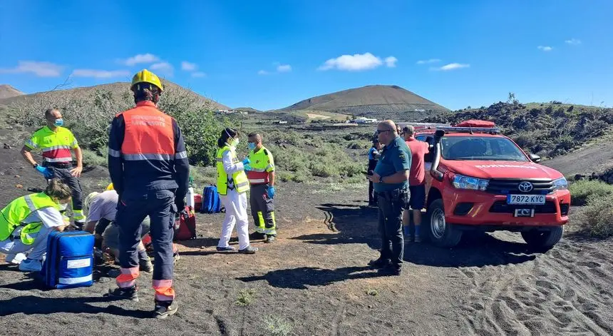 Momento en el que los médicos del SUC tratan de reanimar a la persona que se había desvanecido