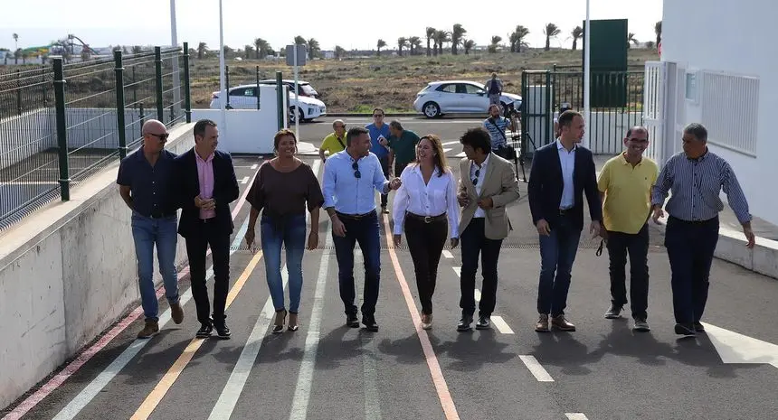 Los representantes del Cabildo y del Ayuntamiento de Teguise