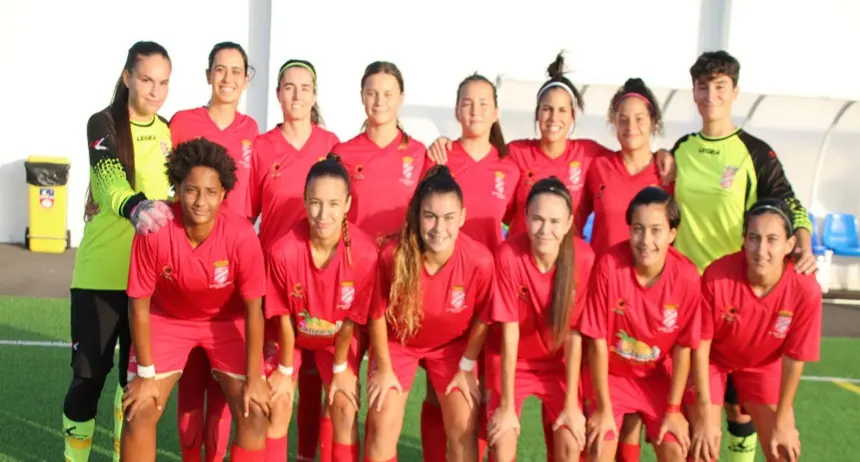 Imagen de las jugadores del FC Puerto del Carmen.