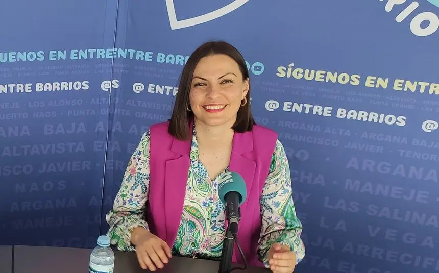 Migdalia Machín en Crónicas Radio.