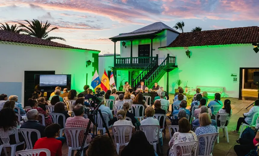 Estampa de la Casa de la Cultura el día de la presentación del libro sobre Benito Pérez Armas