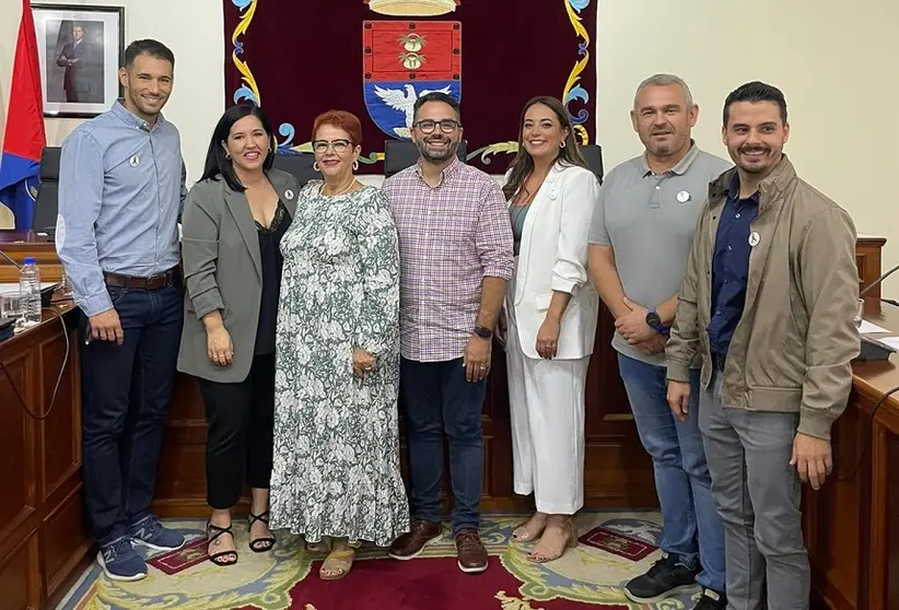 Cristina Calero se incorpora al grupo de CC en el Ayuntamiento (2)