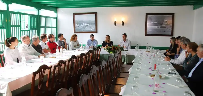 Reunión con viticultores
