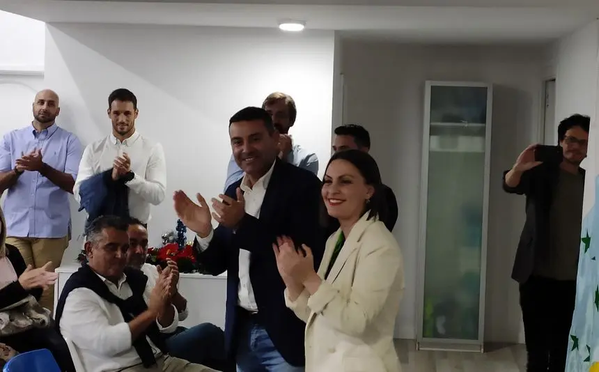 Oswaldo Betancort y Migdalia Machín, satisfechos tras la elección