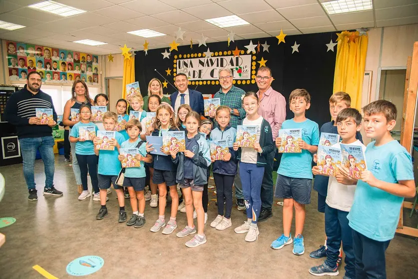 Visita del equipo de gobierno de Teguise al Ceip Costa Teguise.