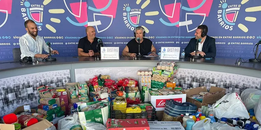 Óscar Noda en el programa Entre Barrios junto a los concejales Javier Camacho y Daniel Medina.