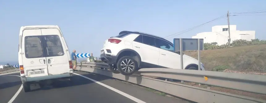 Imagen del vehiculo siniestrado en el momento del accidente