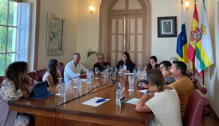 Imagen del pleno de Haría.