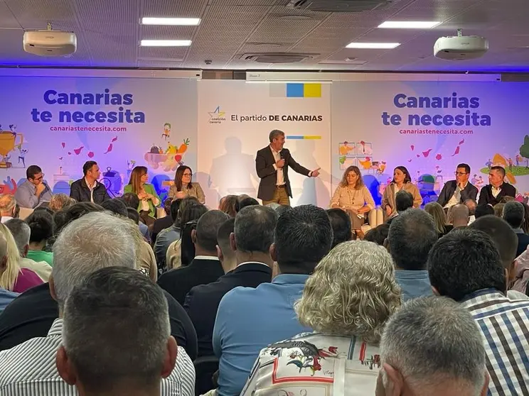 Los nacionalistas presentan las conclusiones del ‘Canarias te necesita’.