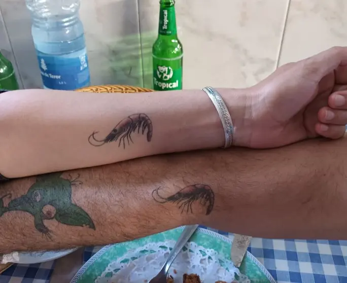 Imagen del tatuaje que se han hecho los dos turistas catalanes.