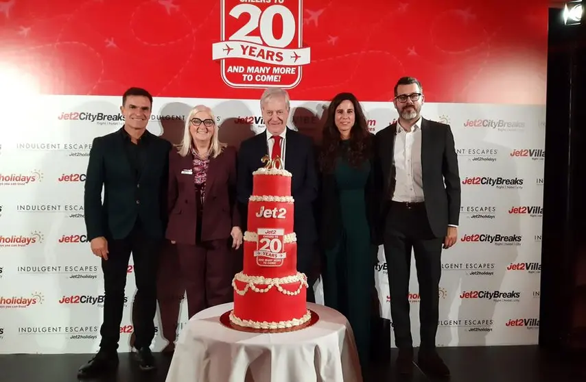 Imagen de la celebración con el lanzaroteño Héctor Fernández representando a Turismo Lanzarote.