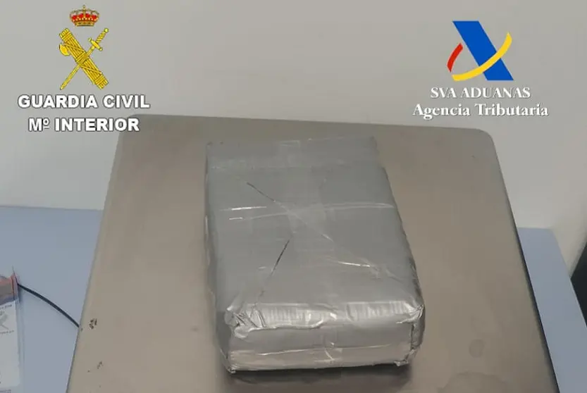 Imagen de la cocaína sustraida por la Guardia Civil.