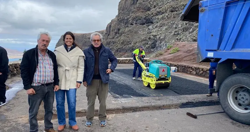 La alcaldesa del PMH, Evelia García, y los ediles José Torres Stinga y Fernando Fontes visitando el inicio de las obras del SIVE