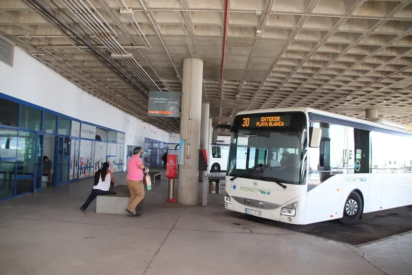 Estación de guaguas de Playa Blanca.