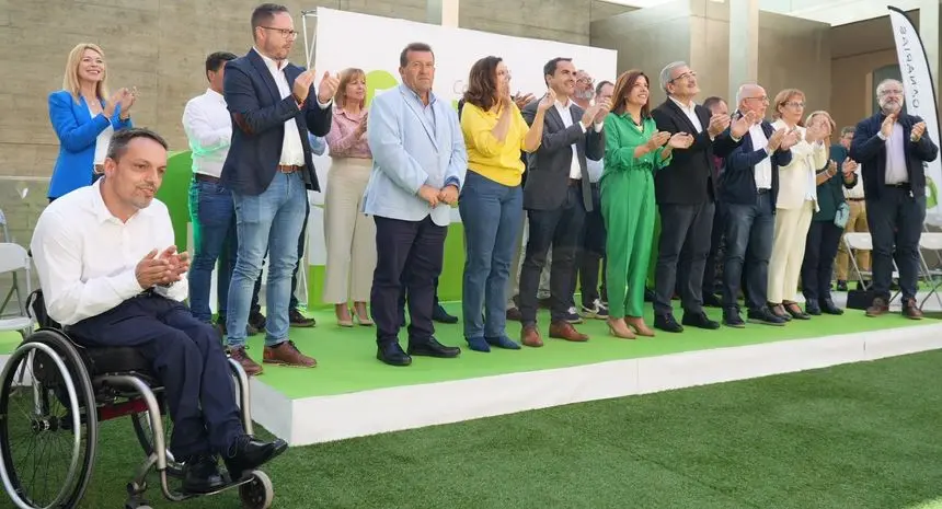 Cerca de 200 dirigentes, responsables insulares, municipales y candidatos en las próximas elecciones inician en Santa Cruz de Tenerife el camino hacia el 28M.