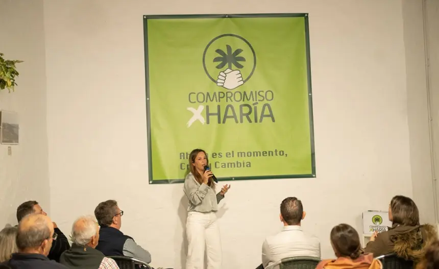 Chaxiraxi Niz en el acto de apertura de la sede de Compromiso X Haría.