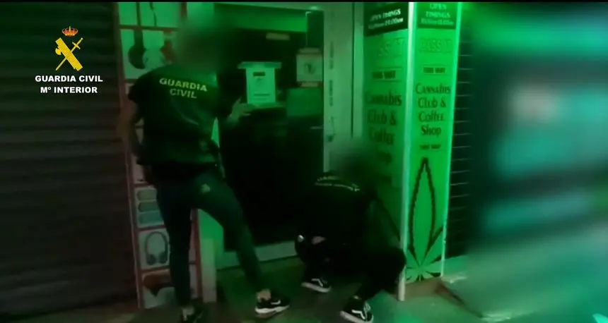 Intervención de la Guardia Civil en la Operación GreenPower en Puerto del Carmen.