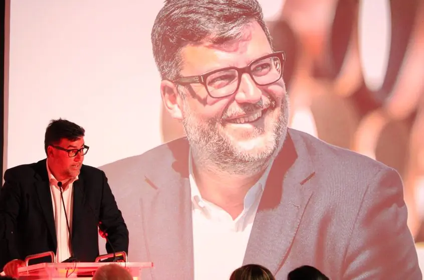 Imagen del candidato a repetir como alcalde de San Bartolomé