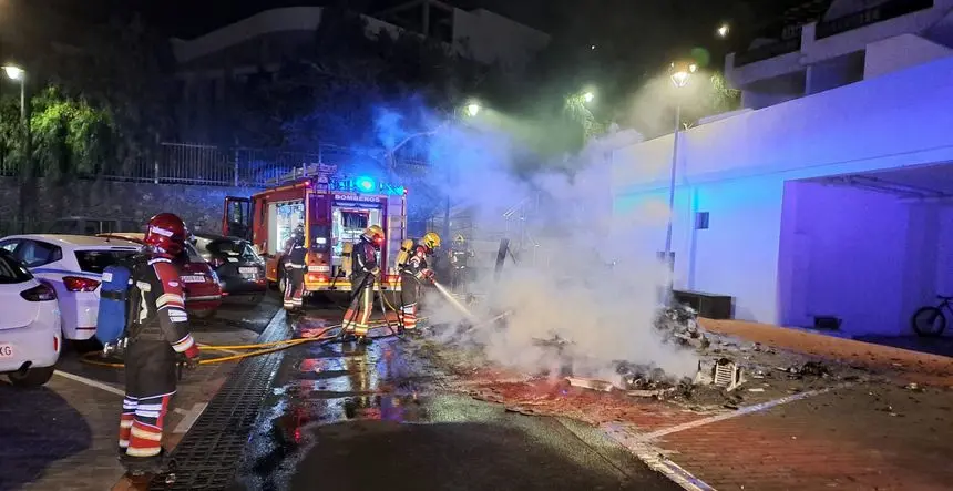 Imagen del aparatoso incendio de Puerto del Carmen