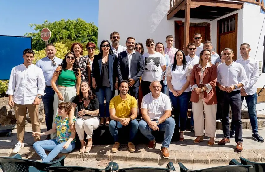 Imagen del grupo de personas que conforman la plancha de CC en Arrecife