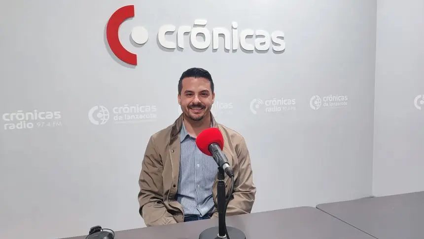 David Toledo en Crónicas Radio.