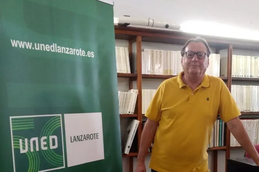 Andrés Fajardo, secretario de la UNED de Lanzarote.