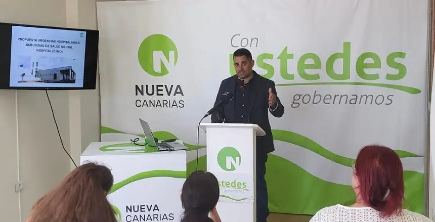 Yoné Caraballo en rueda de prensa.