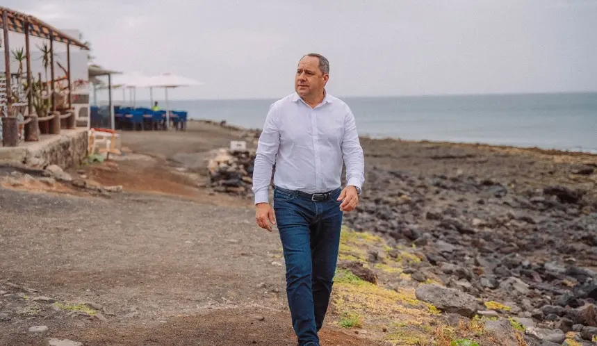 Juan Monzón en Playa Quemada.