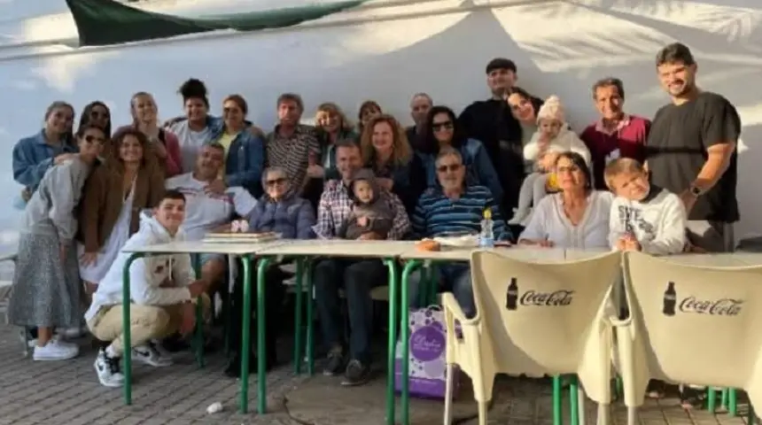 Imagen de la familia con la madre. 