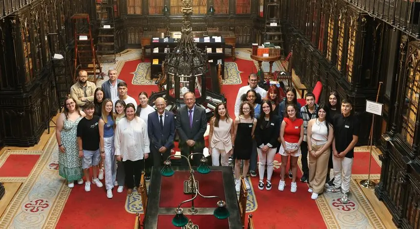 El senador con los ganadores