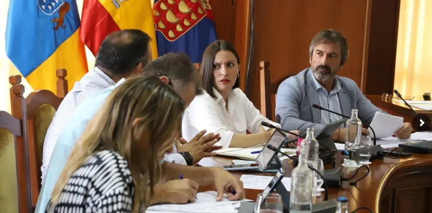 Imagen de los consejeros de CC en un pleno del Cabildo. 
