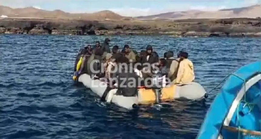 Imagen de una de las pateras llegadas a Lanzarote.