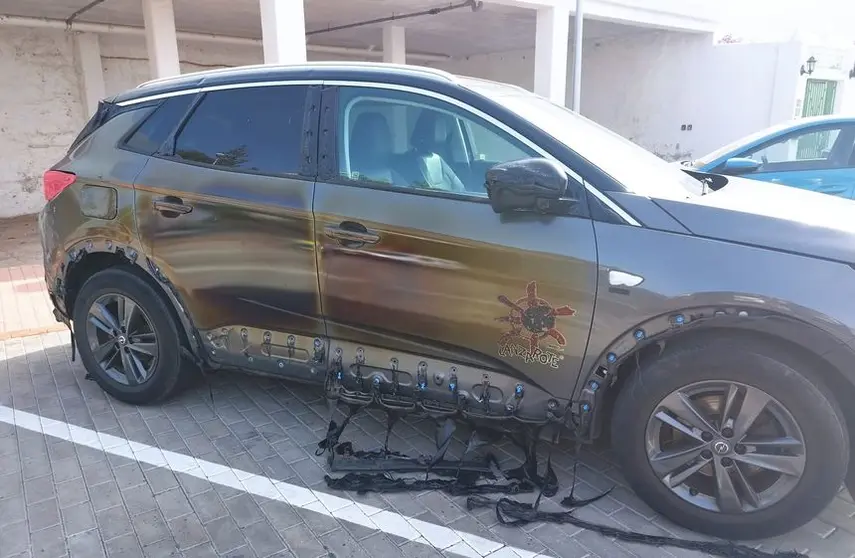 Imagen de un coche destrozado en Puerto del Carmen